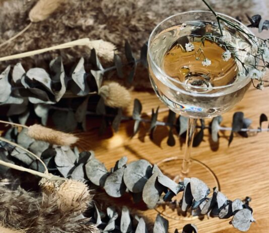 Con olio EVO il drink ‘Madre Martini’ di Sabina Yausheva del DRY Milano