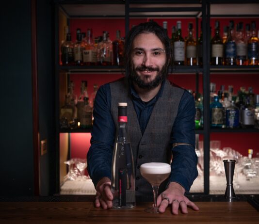 Il classico Clover Club rivisitato da Joe Marzovilla con Grappa di Traminer Pilzer