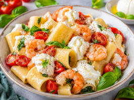 Paccheri freddi con gamberi, pomodorini e burrata: la ricetta perfetta per Ferragosto